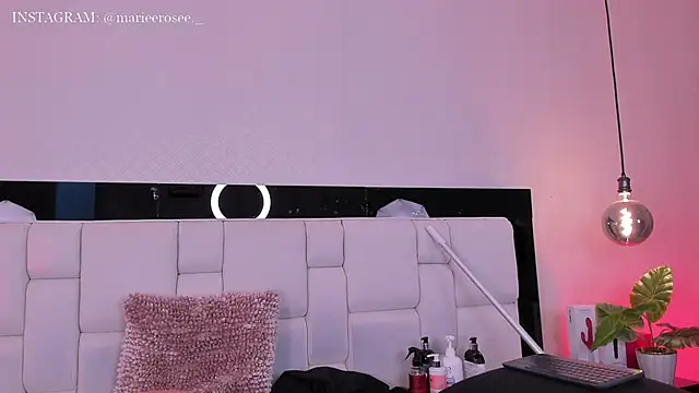 Mariee_rosee's cam snapshot