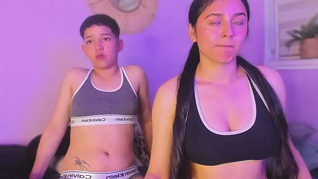 Auroraaa_527 live sex cam