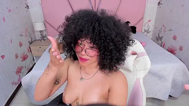 SafiroAgataaa's cam snapshot