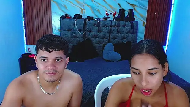 Meryandcris live sex cam