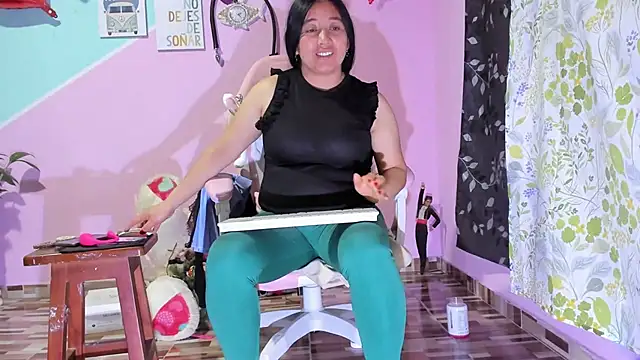 gaticahot's cam snapshot