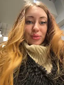 AndreaMood live sex cam