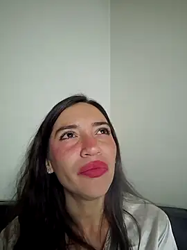 loveuu-bae live sex cam