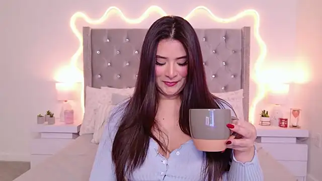 JuliaSUMMERS2022 live sex cam