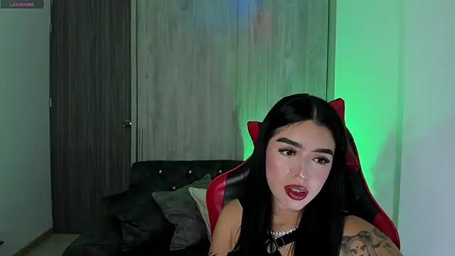 zoee_jackson's cam snapshot