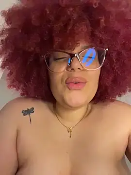 Leyah__ live sex cam