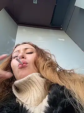 AndreaMood live sex cam