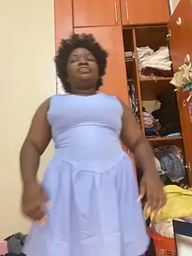 sweet18creamybigpussy's cam snapshot