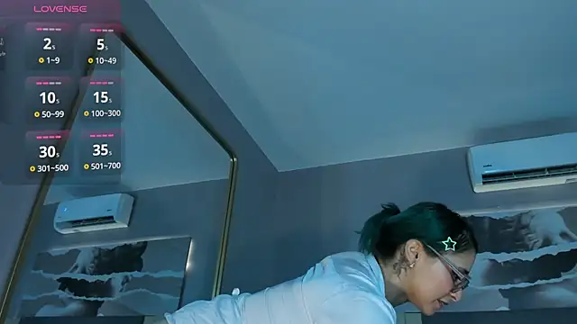 Ramona_Flower's cam snapshot