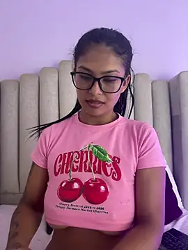 daphnevans's cam snapshot