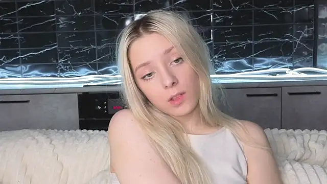 EngelFugler's cam snapshot