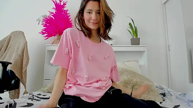 crystalnut live sex cam