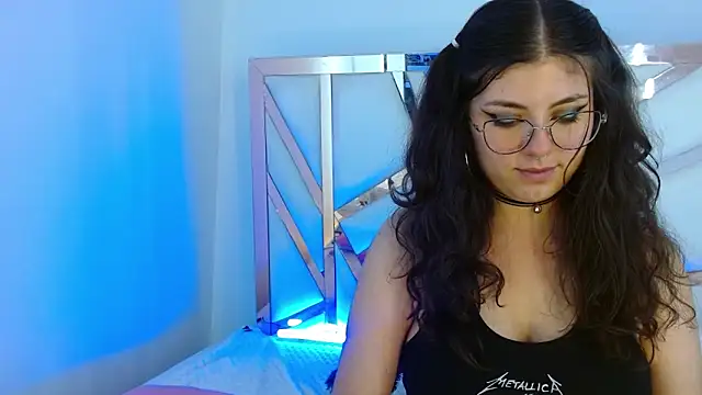 hannia_baileys's cam snapshot