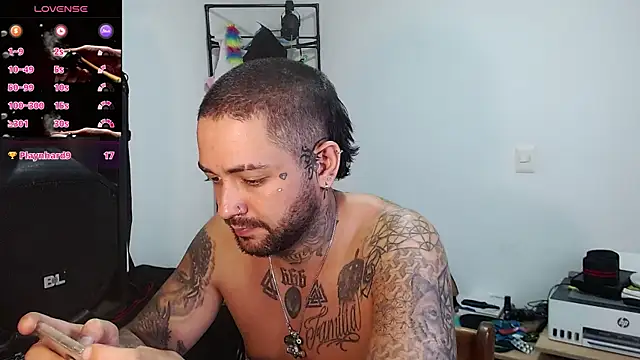 nicolastorres99's cam snapshot