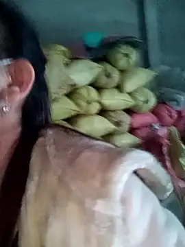 yula-bi's cam snapshot