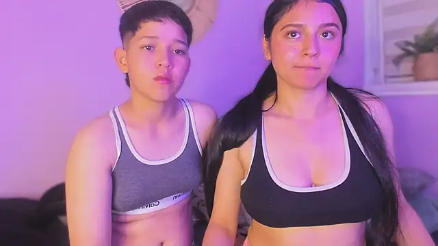 Auroraaa_527's cam snapshot