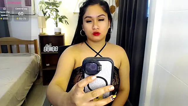 ursafehaven's cam snapshot