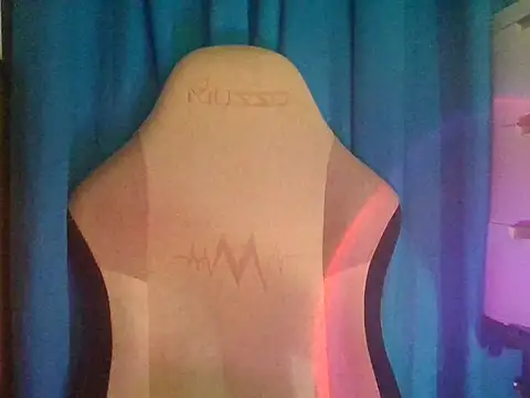 MissFlammaraa's cam snapshot