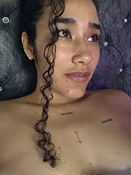 jaderossxx live sex cam