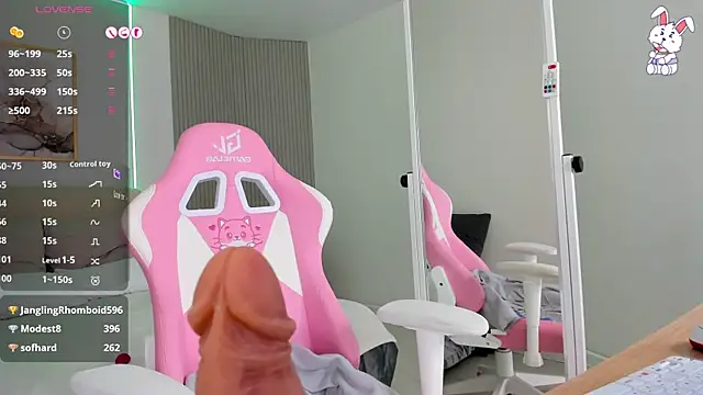 VirginChloe live sex cam