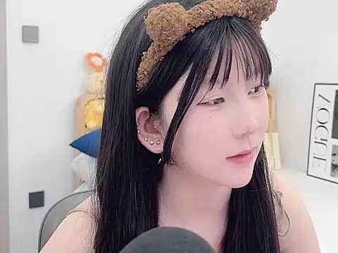 lnua-lnua's cam snapshot