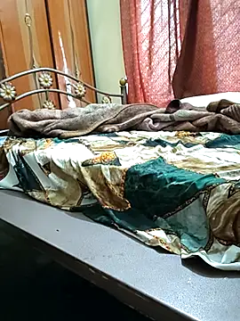 Meena_Meenakshi's cam snapshot