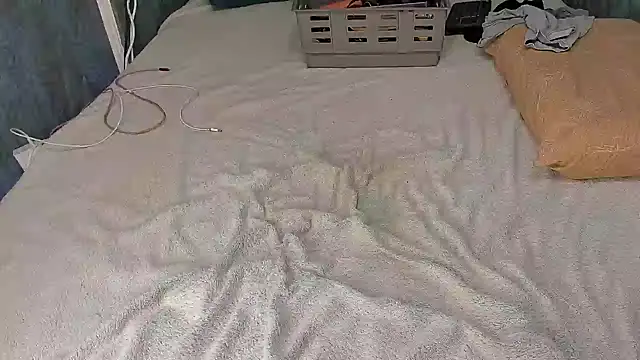 RedAssHottie live sex cam