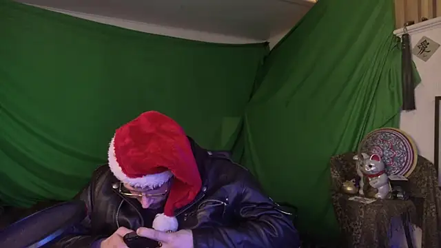 MasterDaddyCool's cam snapshot