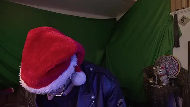 MasterDaddyCool's cam snapshot