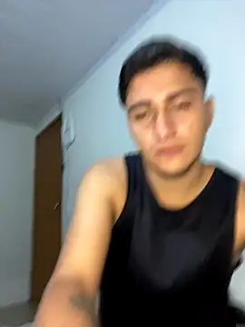 Tavinho067 live sex cam