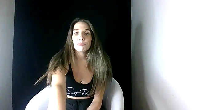 SarahStarr2020's cam snapshot