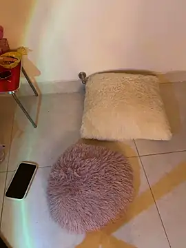 _Chartlotte's cam snapshot