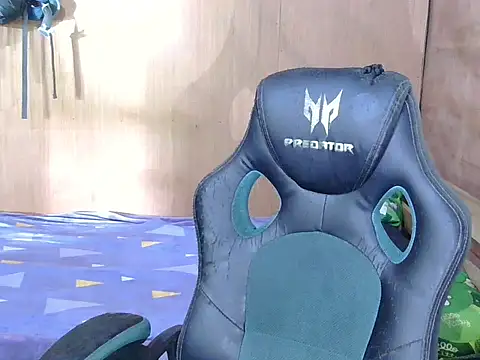 hugekenbigcock live sex cam