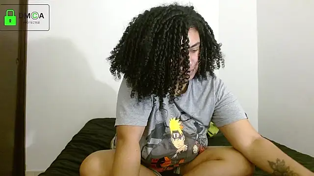 amantinaBOOBS's cam snapshot