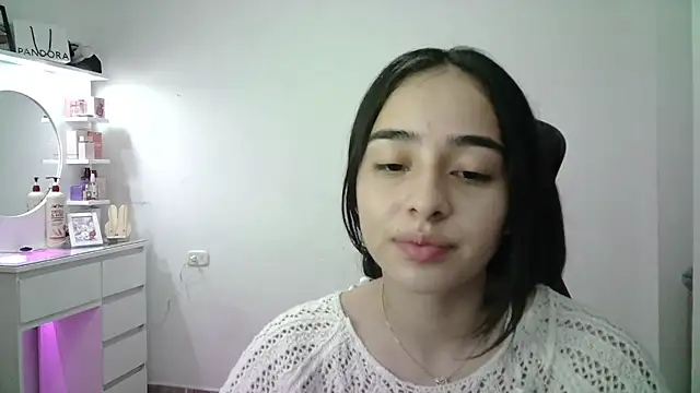 aineangeel's cam snapshot