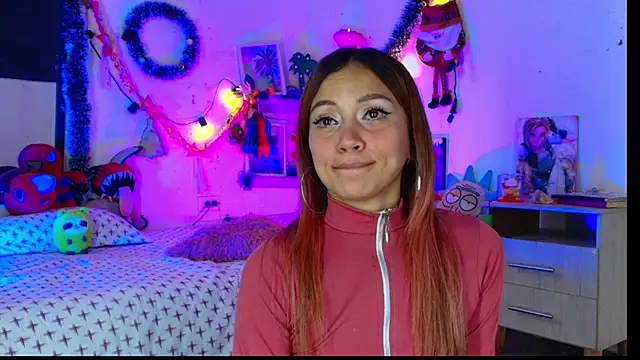 alisson_zafiro_'s cam snapshot