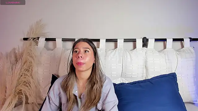 Rachell_criss's cam snapshot