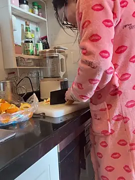 chick-888's cam snapshot