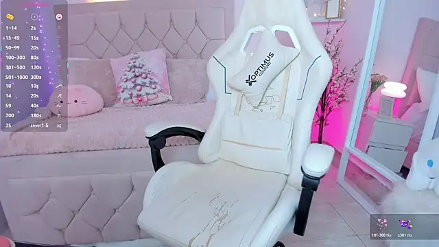 kim_dreams18's cam snapshot