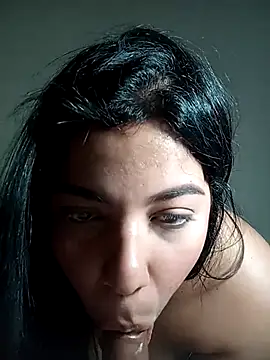 Georgina_Bigboobs's cam snapshot