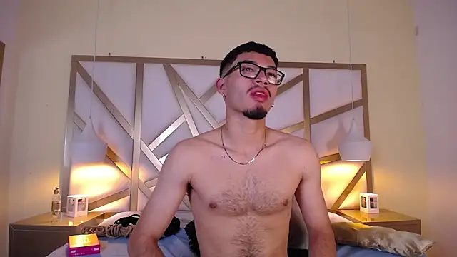 Jaxon_Carter's cam snapshot