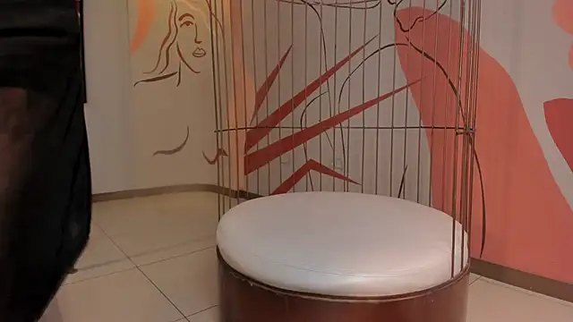 MeganCross1's cam snapshot