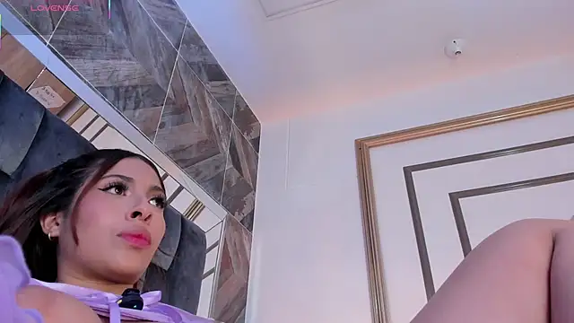 TaniaSmith1's cam snapshot