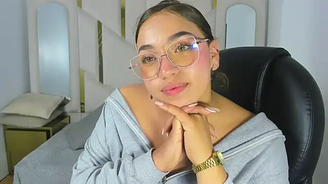 IsabellRodriguez18's cam snapshot