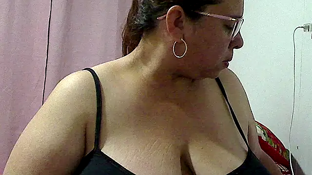 luciana69hot's cam snapshot