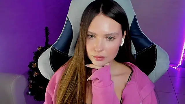 yourArya's cam snapshot