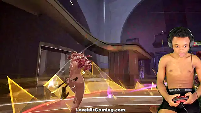 lovemirgaming's cam snapshot