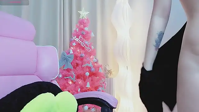 Miu-999 live sex cam