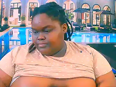 EbonyHotBuns live sex cam