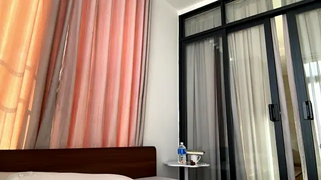 LezlieGreet's cam snapshot